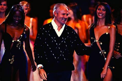 stilista di casa versace|gianni versace.